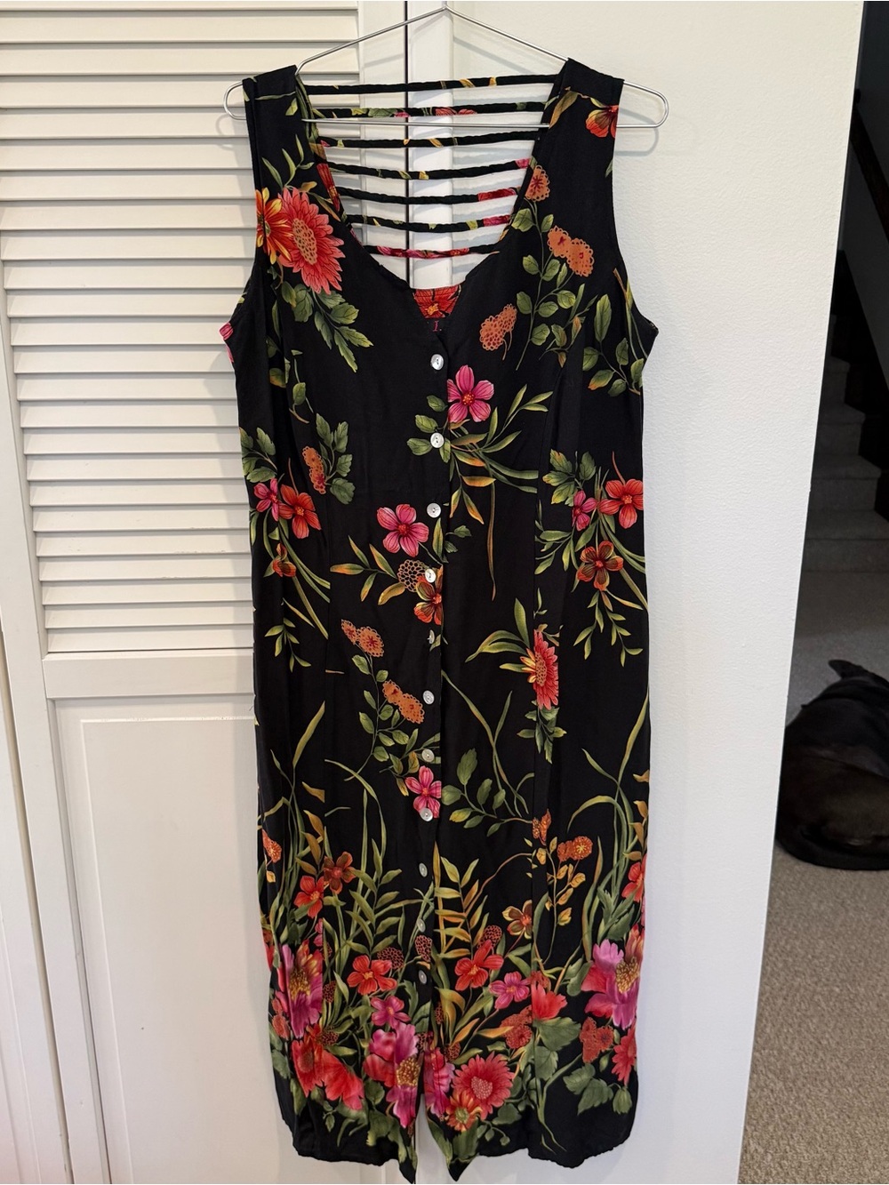 Vintage Sleeveless Black Floral Button-Front Dress - Pink & Red Blooms